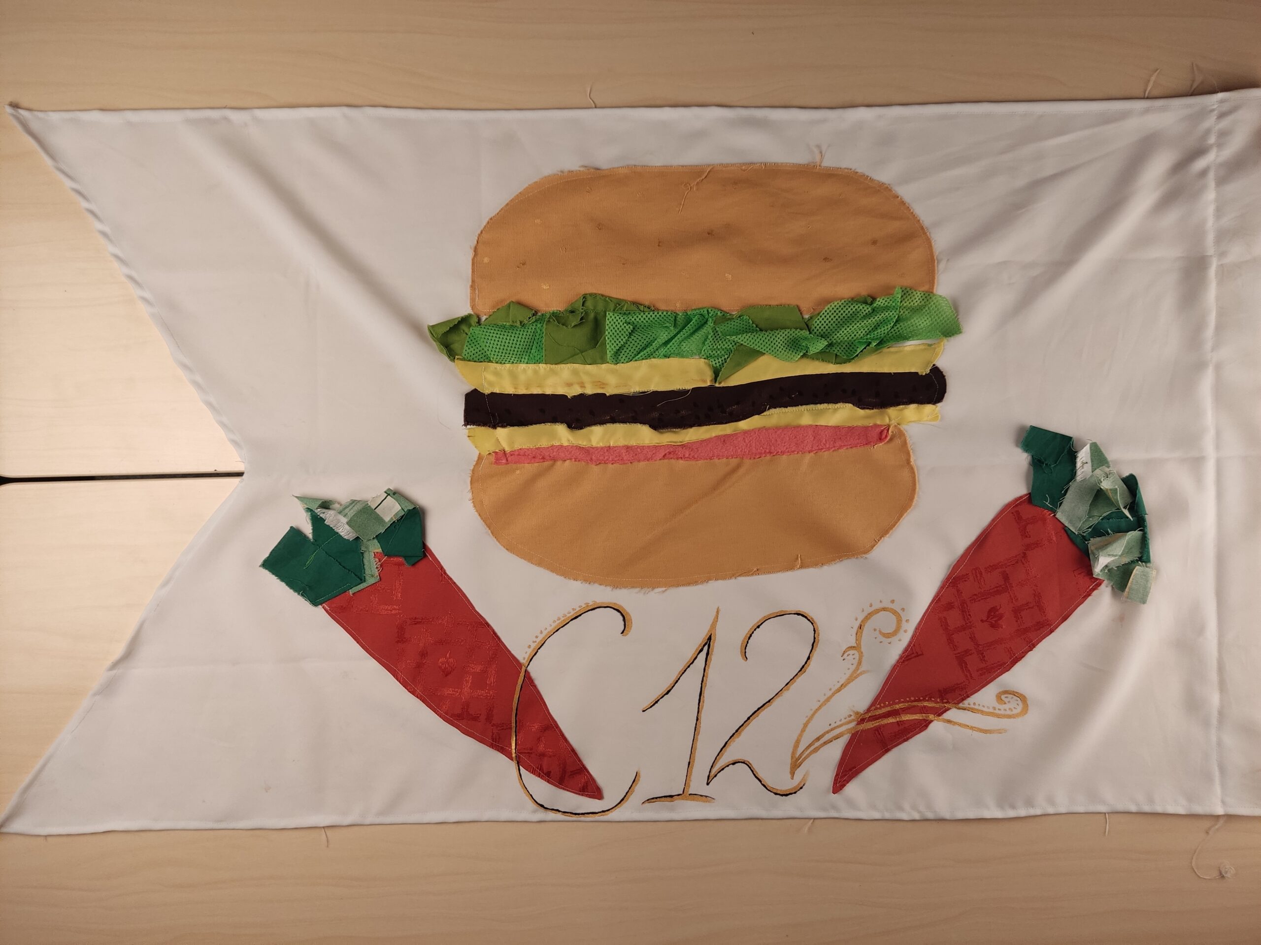 C12 lipp